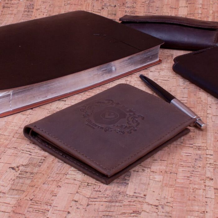 Мужской коричневый кожаный кошелек Valenta тройного сложения