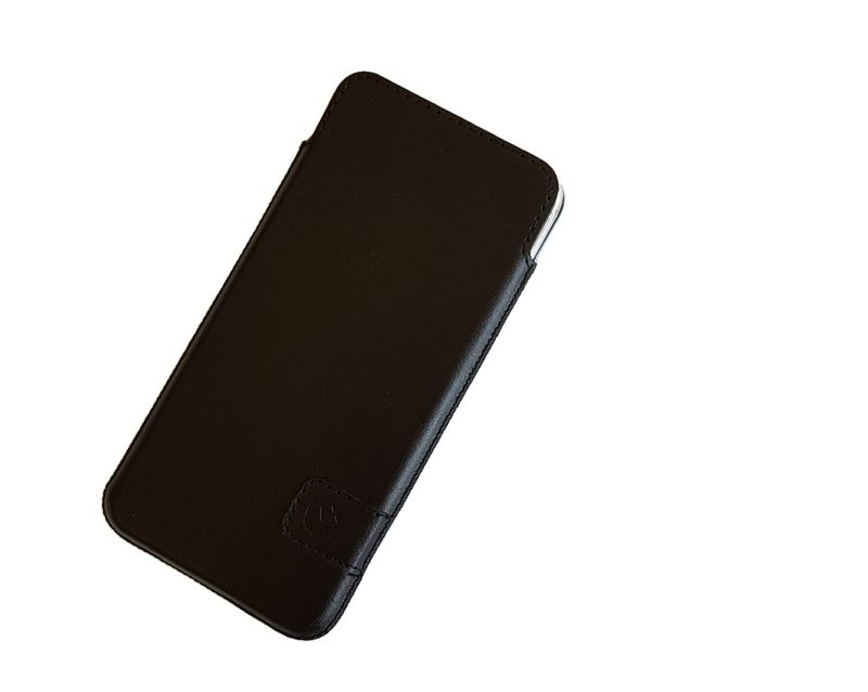 Кожаный чехол-карман Valenta С1347 для iPhone 11 Pro Max Черный