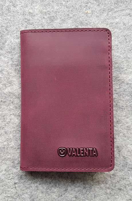 Кожаная обложка для прав, ID паспорта и карточек Valenta Бордовая, ок14999, Бордовый