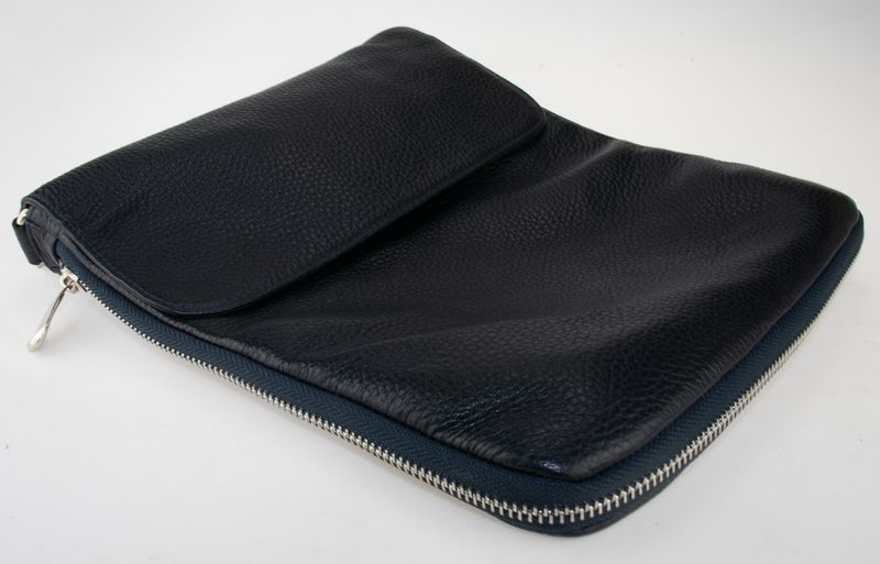Кожаная синяя мужская сумка-планшет Valenta с молниями, Dark blue