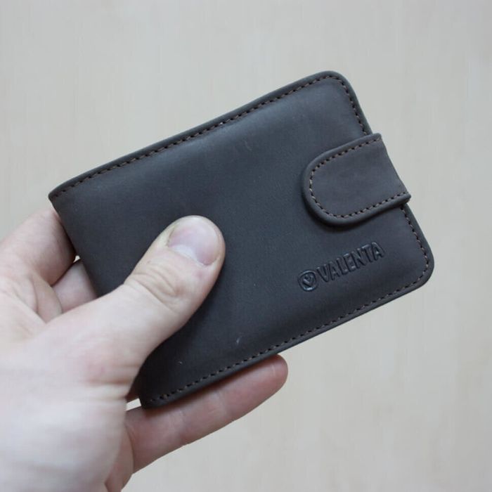 Чоловічий коричневий шкіряний гаманець Valenta маленький на кнопці